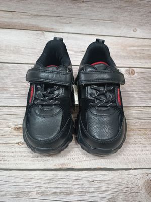 Кроссовки черные с красной надписью Tom.M, 28